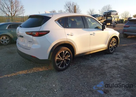2022 Mazda Cx-5 2.5 S Premium z USA, uszkodzony, nr VIN JM3KFBDM5N0609695